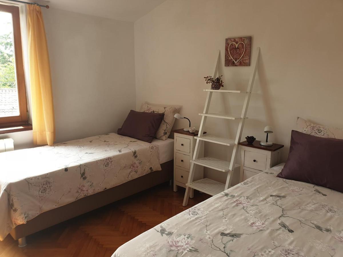 Privileggio Residence Ровинь Экстерьер фото